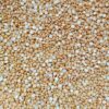 Grains de couscous en gros plan